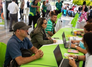 Está buscando empleo
